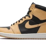 Air Jordan 1 High OG Heirloom