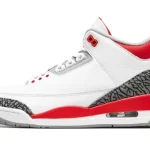 Air Jordan 3 Retro OG - Fire Red 2022