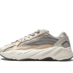 Yeezy Boost 700 V2 - Cream