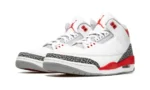Air Jordan 3 Retro OG - Fire Red 2022 - Image 2