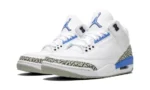 Air Jordan 3 Retro - UNC White/Valor Blue-Tech - Image 2